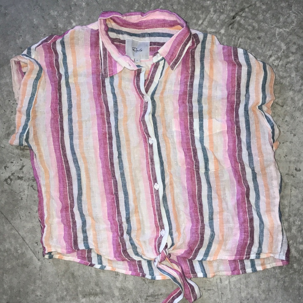 Rails multi color top